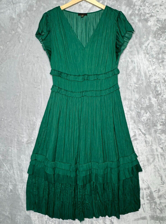 Anthropologie Dresses & Skirts - Anthropologie Current Air Sereia Dress Womens Small Dark Green Midi V Neck